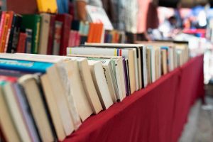 old-books-arrangement-second-hand-market